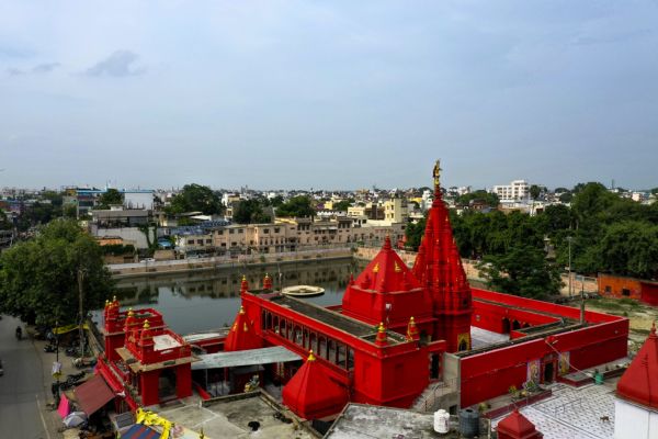 दुर्गा मंदिर (दुर्गाकुंड) वाराणसी